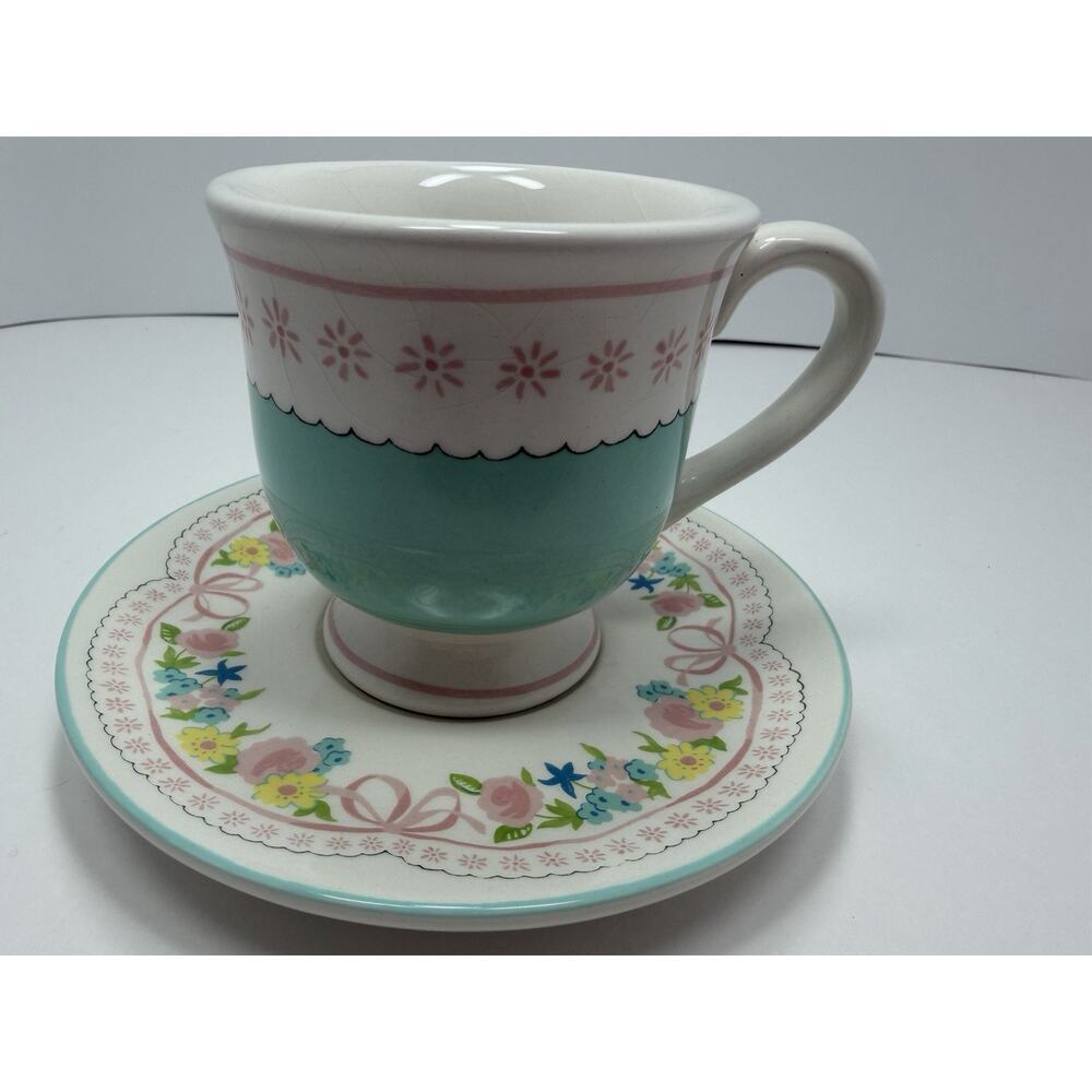 Yankee Candle Vintage Floral Pastel Ceramic Teacup & Saucer Tea Light Holder - Picture 3 of 6